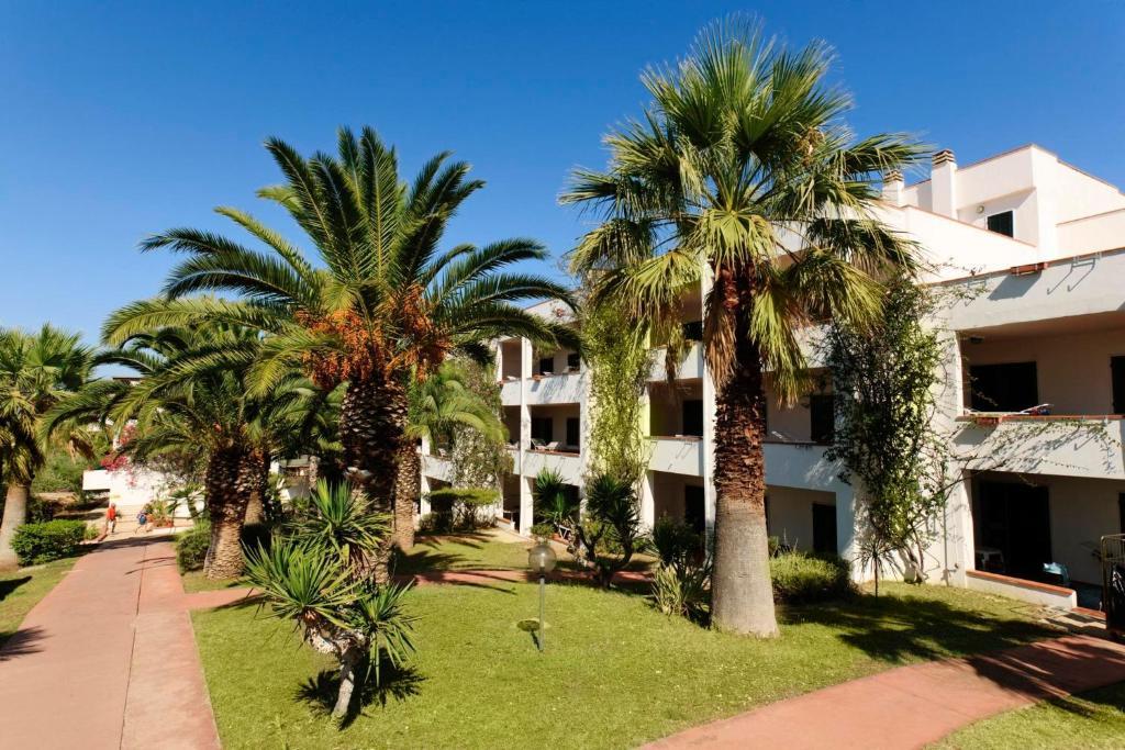 Hotel Villaggio Costa Ripa 로디가르가니코 외부 사진